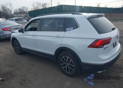 2021 Volkswagen Tiguan 2.0T Se/2.0T Se R-Line Black/2.0T Sel из США, поврежденный, VIN 3VV2B7AX6MM095241